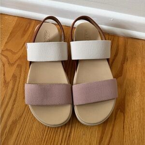 KEEN Elle Backstrap Sandals - Tortoise Shell and Birch color